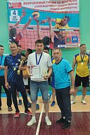 Межрайонный турнир по волейболу памяти Аслана Анесова прошел в ФОК "Заволжский" 