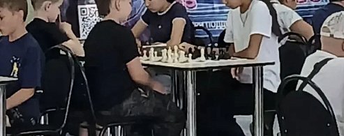 Юные шахматисты Александрова Гая проводят лето ярко и с пользой