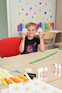 В Александровом Гае  сплели «Ромашковые браслеты»: в честь Дня семьи, любви и верности прошел творческий мастер-класс