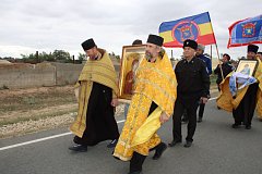 Александровогайский храм получил в дар написанные на Афоне иконы 