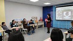 Теплая встреча в Александров Гае: в библиотеке прошёл конкурс «Супер-мамы, супер-дети»