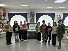 В Александров Гае школьники стали «докторами» для книг