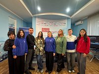 Первые из Александров Гая показали себя «На сцене»