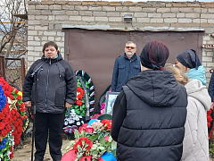 Журавли в небе: в Александровом Гае простились с земляком-героем 