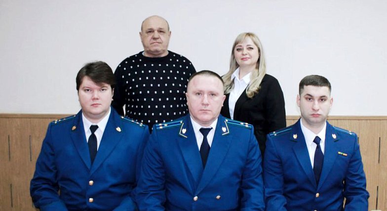 Правовая поддержка жителям: итоги работы Александрово-Гайской прокуратуры за 2025 год