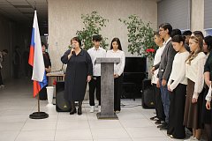 «Мы будем помнить»: в александровогайской школе увековечили память бойца