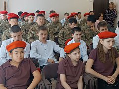 Встреча поколений: в Александров Гае воины-афганцы поделились воспоминаниями с молодежью