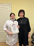 Главный врач Александро-Гайской больницы отметила лучших сотрудников