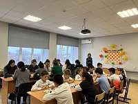 День игры, музыки и единства в Александрово-Гайской школе №2