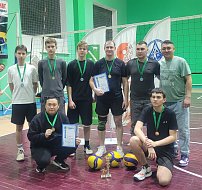 Определился победитель чемпионата Александрово-Гайского района по волейболу