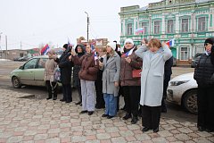 12-летие воссоединения Крыма с Россией александровогайцы отметили торжественным митингом