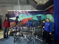 Первые из Александров Гая показали себя «На сцене»