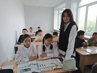Молодой учитель английского вернулась в алгайскую школу