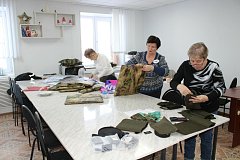 В Александров Гае продолжает работу швейная мастерская «Шьем для СВОих»