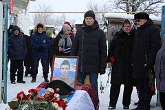 „Тихий“, сражавшийся храбро: Камышки простились с бойцом Алексеем Киселёвым