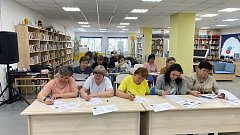 Александровогайцы писали "Диктант Победы" 
