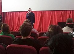 В Александров-Гае  состоялся показ спектакля «Жизнь за други своя»
