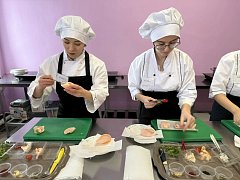 В Александрово-Гайском лицее прошли демозанятия к 30-летию учреждения