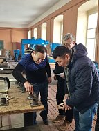 Али Кайшибеков победил в конкурсе молодых сварщиков 