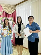 В Александрово Гайском ЦДТ прошел весенний конкурс юных прелестниц