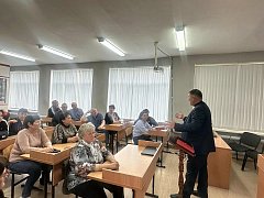 В Александровом Гае обсудили поддержку участников СВО и развитие района