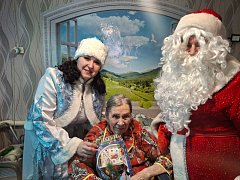 Александрово-Гай встречает Новый год теплом и заботой