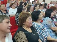 Алгайские медики приняли поздравления с профессиональным праздником