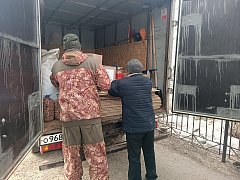 Александровогайцы продолжают оказывать помощь бойцам СВО