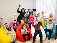 Весеннее настроение подарили активисты Александрово-Гайского Молодёжного центра 